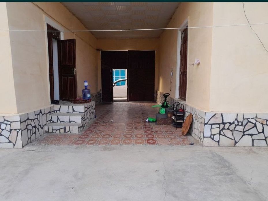 Срочно ховли сотилади