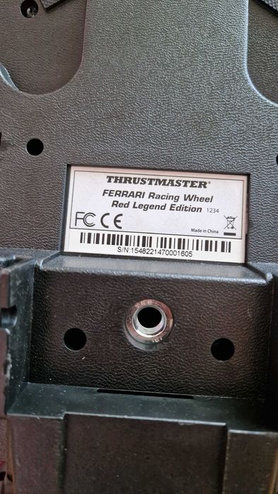 Volan Thrustmaster Ferrari!