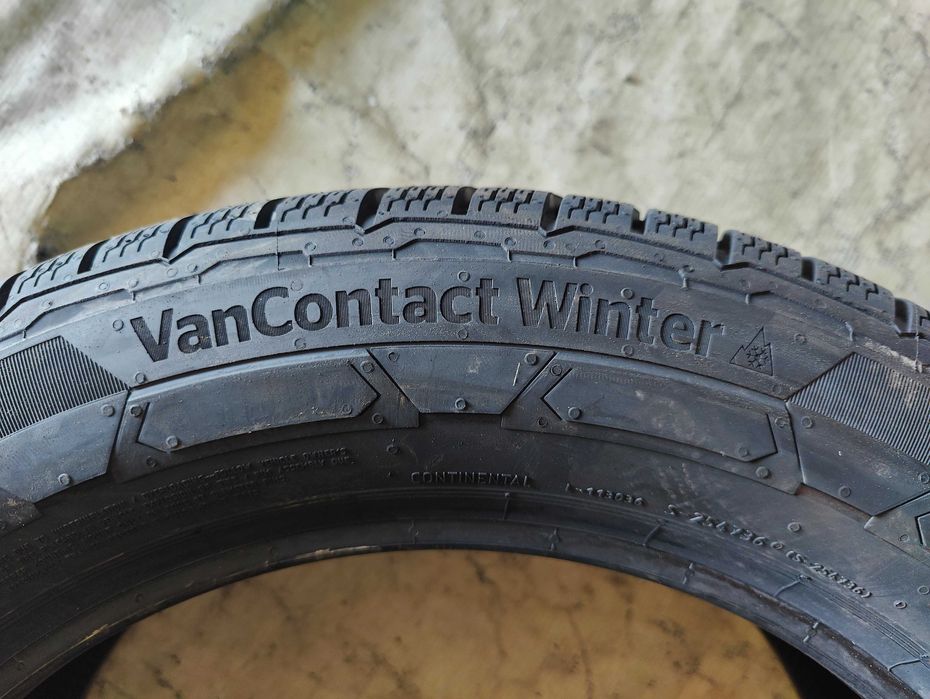 4 Нови бусови зимни гуми 225/55R17C Continental VanWinter 109T DOT1825