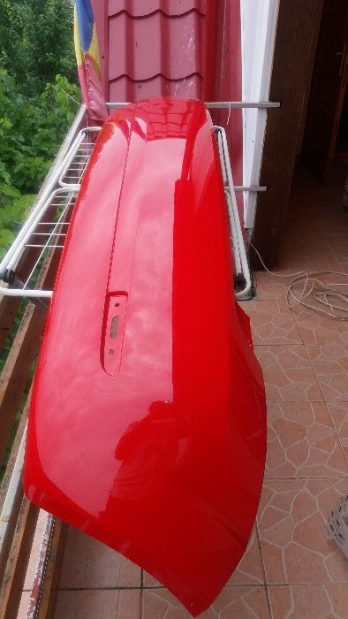 Bara spate marca Ford