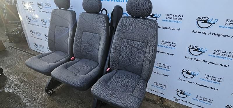 Bancheta spate cu trei locuri Renault Master