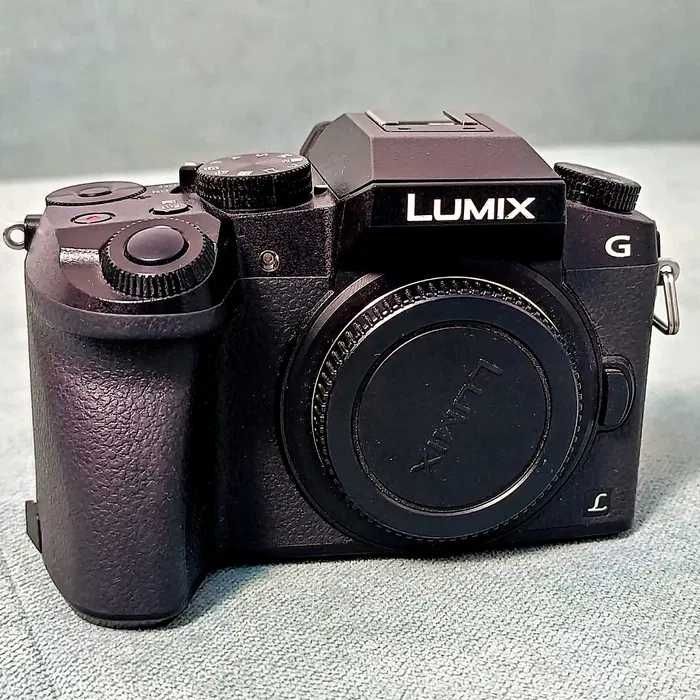 Panasonic Lumix G7 4K cu obiectiv 20 60  ca nou