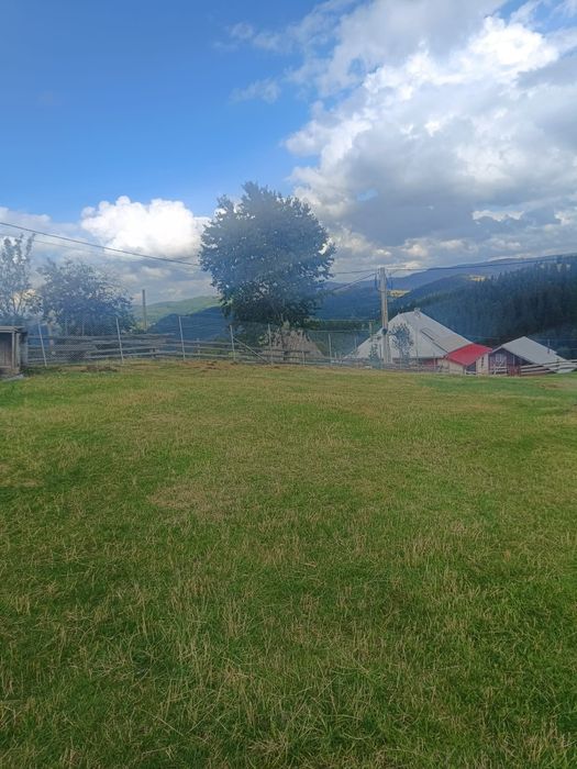 Casa și teren intravilan in Mărișel