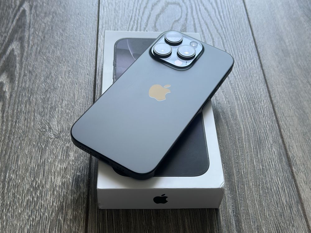iPhone 16 Pro / factura eMAG / Baterie 100% / neverlocked
