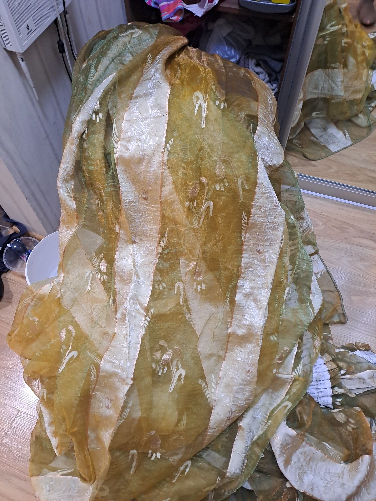 Продам шторы для комнат