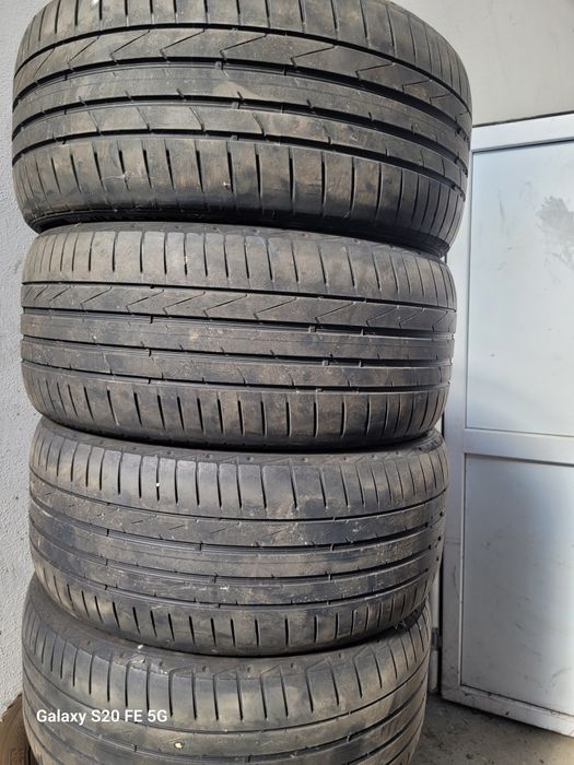 Anvelope vară R 17  Hankook.