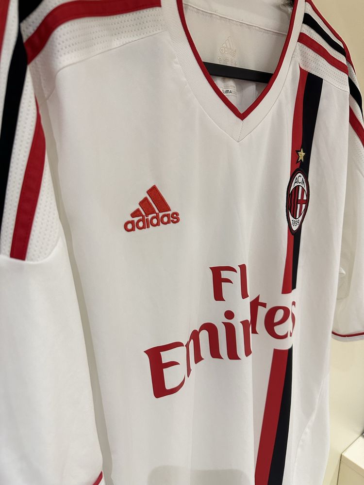 Оригинална фланелка на Ac Milan 2011-2012