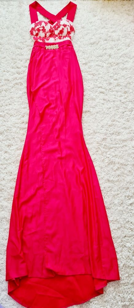 Rochie fucsia BBY