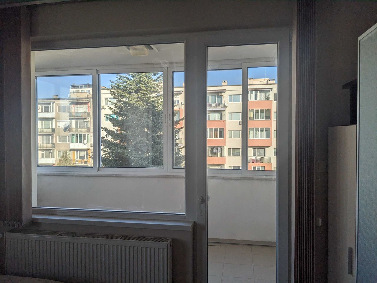 Дава се под наем Двустаен апартамент в Велико Търново, Център - 60 кв.м за 280.5 € - Снимка #16