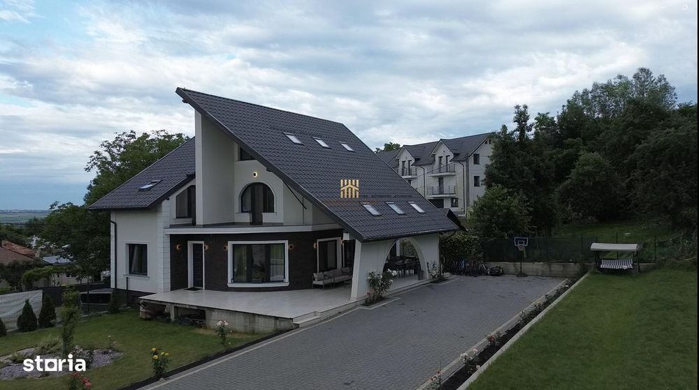 Casa Exclusivista! Suceava - Ipotesti! De Vanzare!