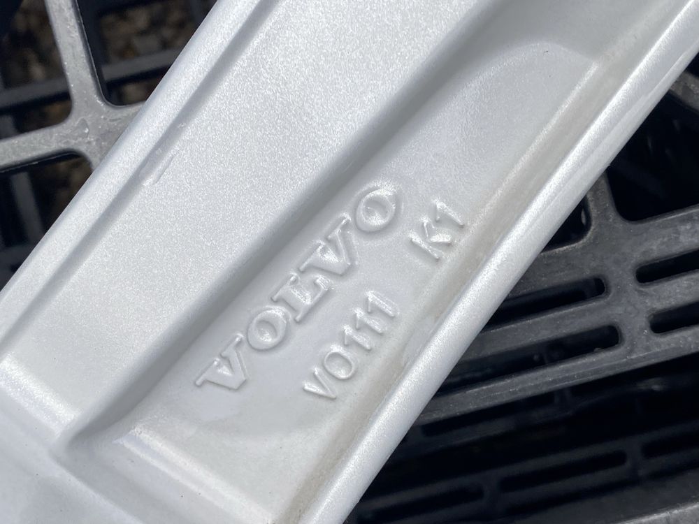 19 цола 5 х 108 мм Волво , Volvo XC 90 , XC 70 , XC 60