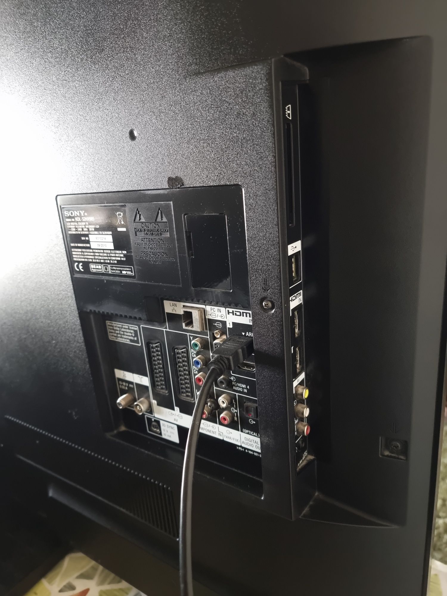 Телевизор Sony KDL-52HX905