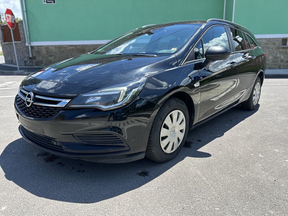 Opel Astra sport tourer+ 2017