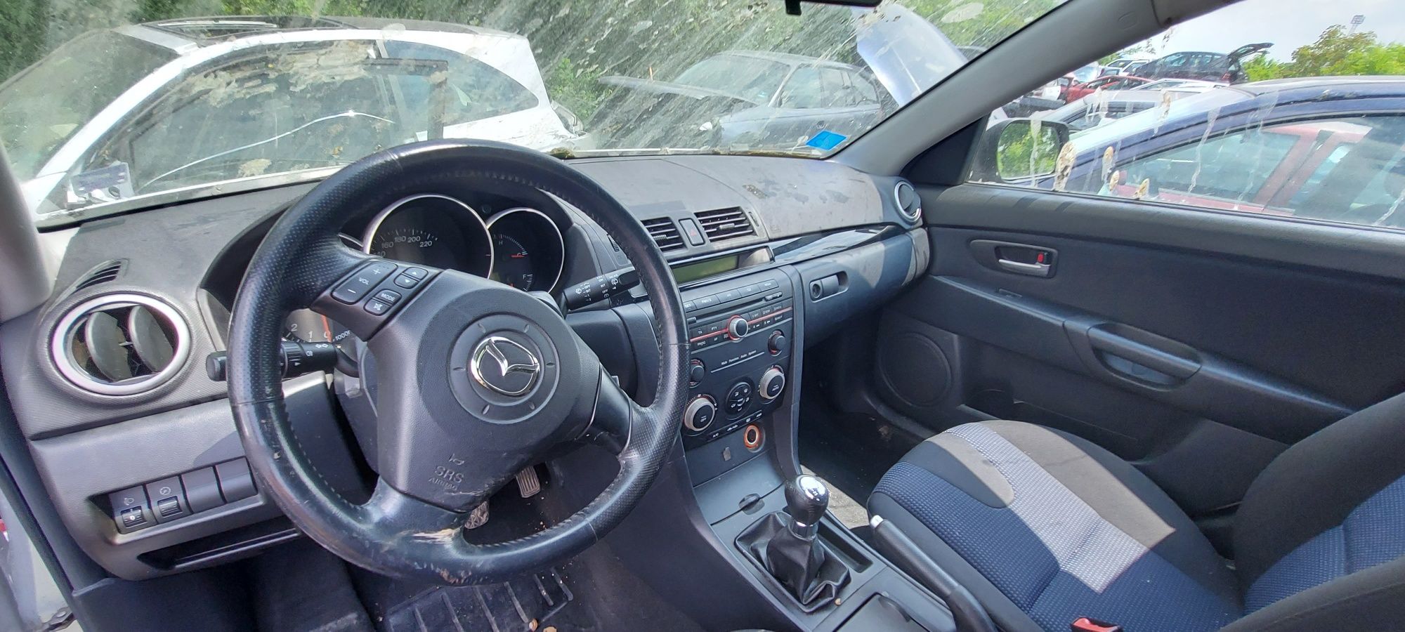 Mazda 3   1.6i  2005