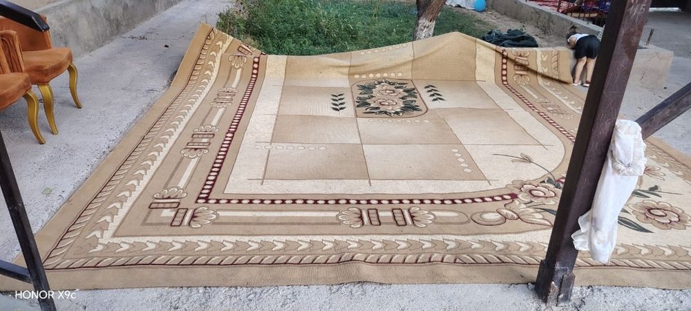 Ковёр  7x4 метр.