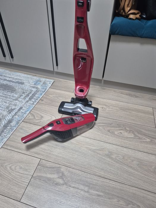 Aspirator vertical Rowenta