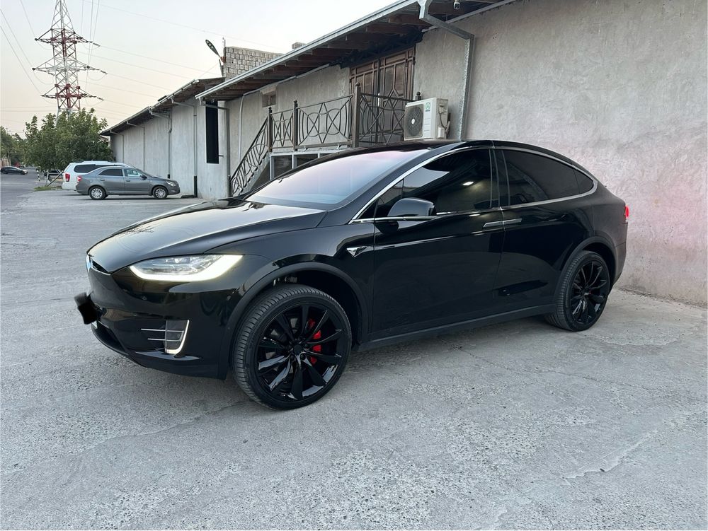Tesla model X  100D