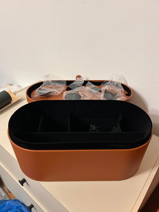 Cutie Dyson Airwrap Multi Styler