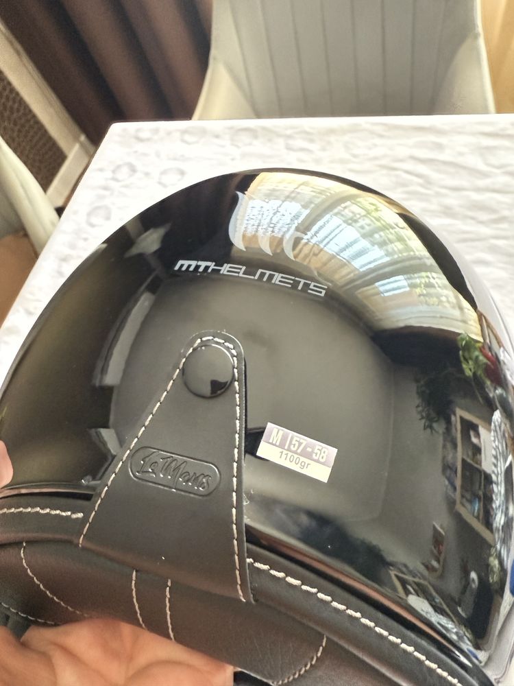 Продавам каска MT Lemans