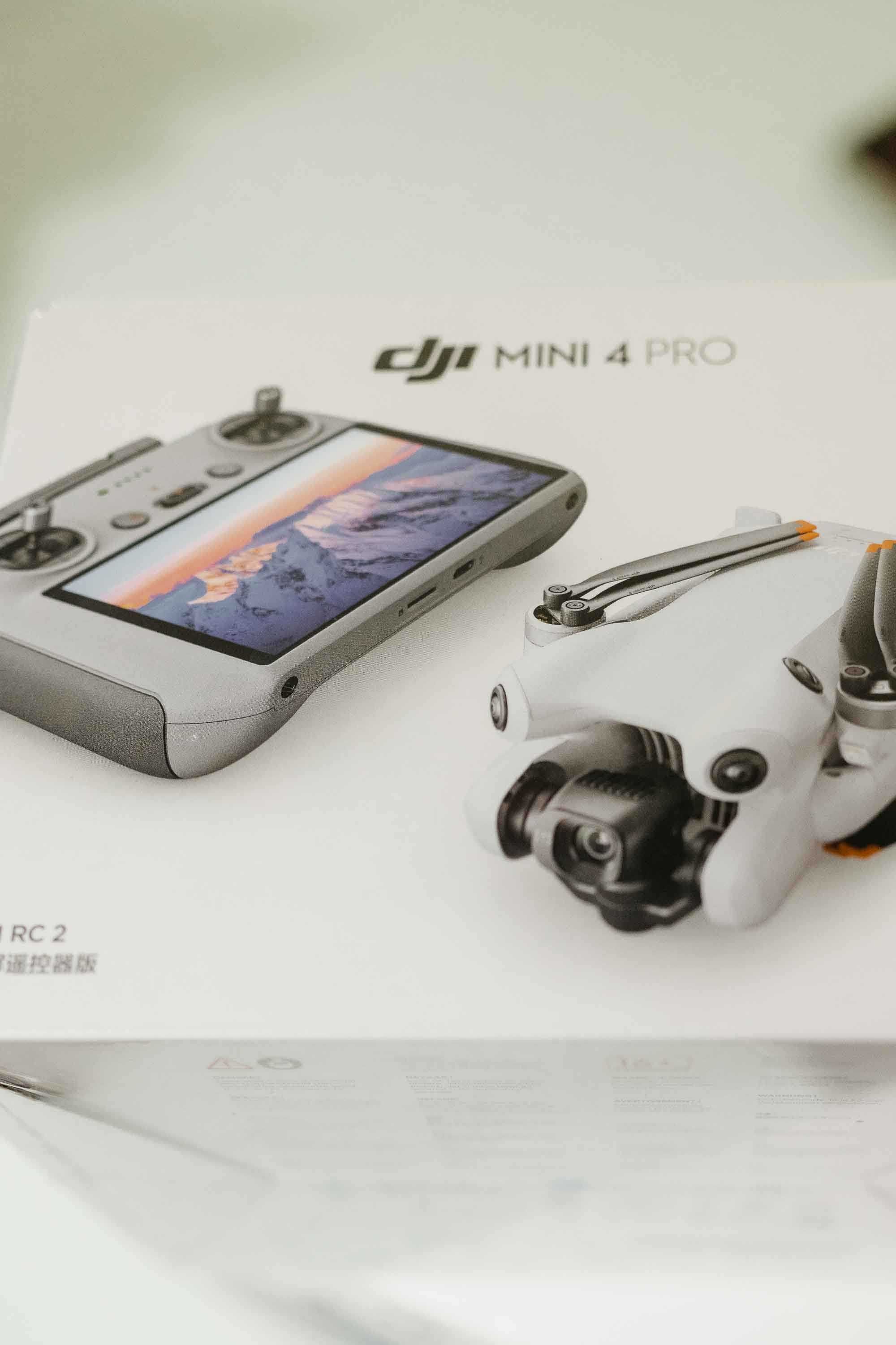 Drona DJI Mini 4 Pro (DJI RC 2) Sigilata Super pret 3990 lei!