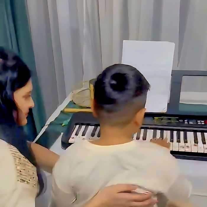 Cursuri de muzica Pian și canto București online