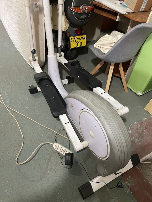 Bicicleta eliptica electrica defecta