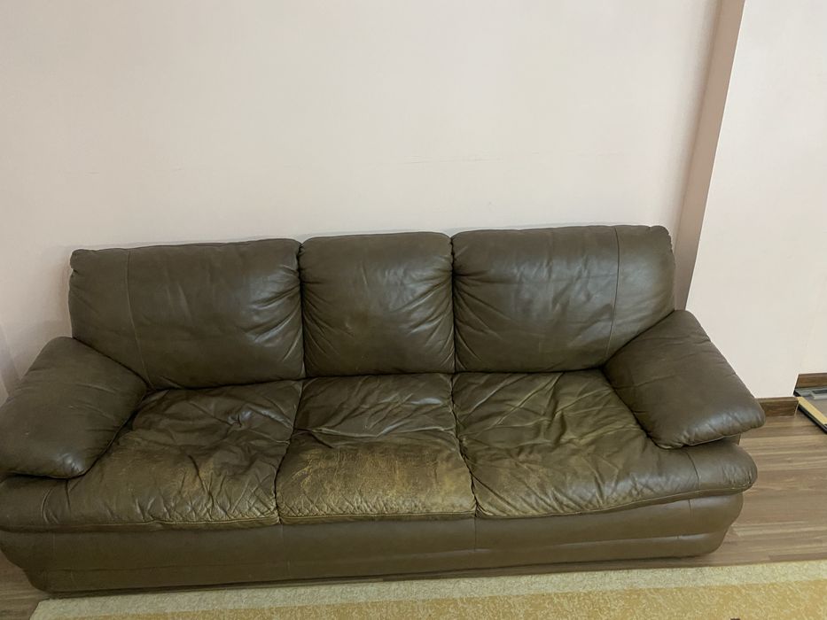 Комплек диванов для гостинной.