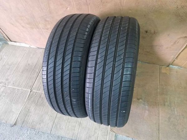 2 Michelin R17 205/55 Anvelope de vară Dot3921