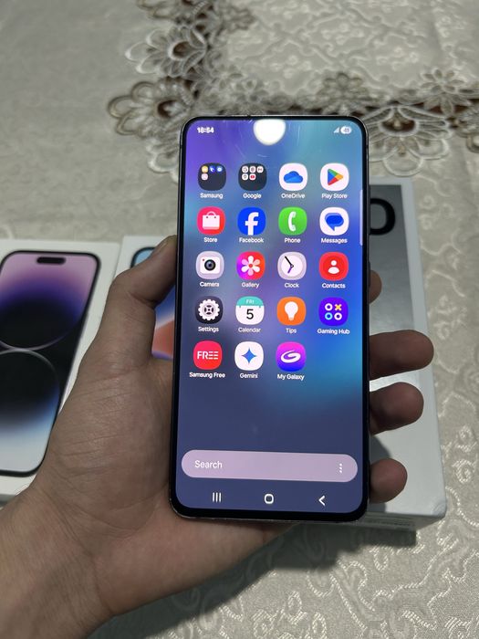 Samsung Galaxy S21 Fe каробка !