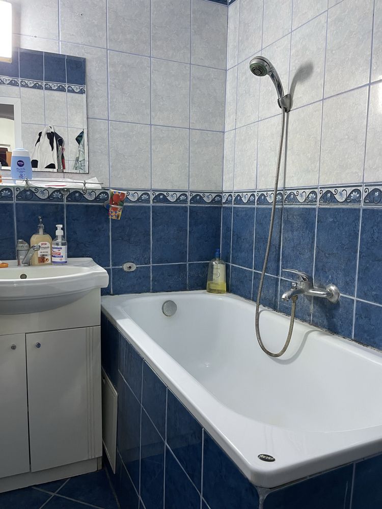 Apartament 3 camere | 69 mp | Proprietar | Zona Barcă - Rahova