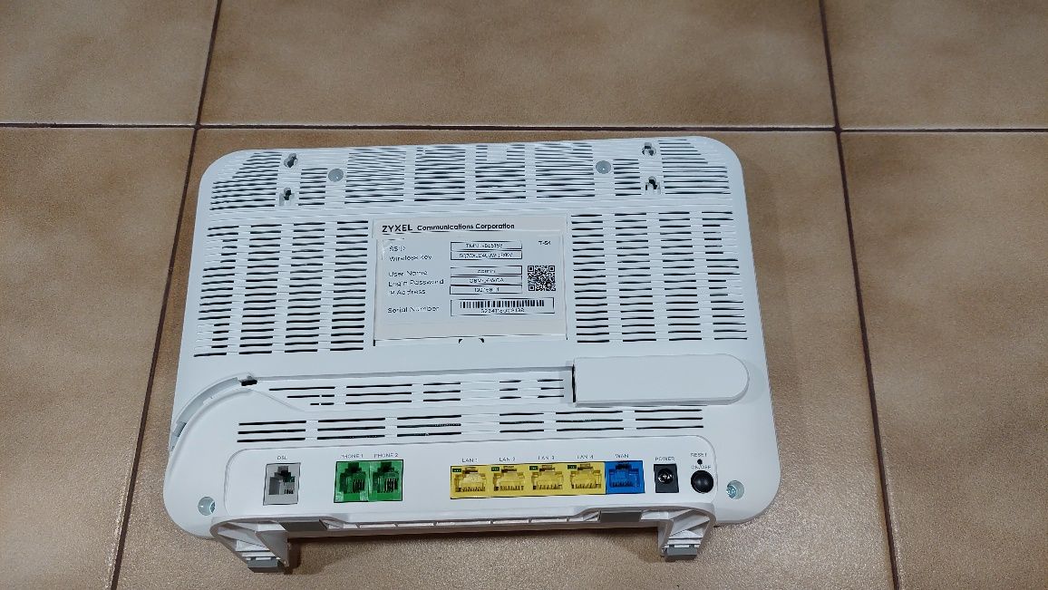ZYXEL T-54 WIFI 6 Нов..