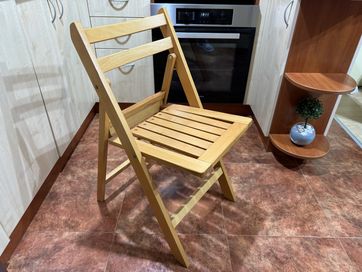 Дървен сгъваем стол за градина / тераса