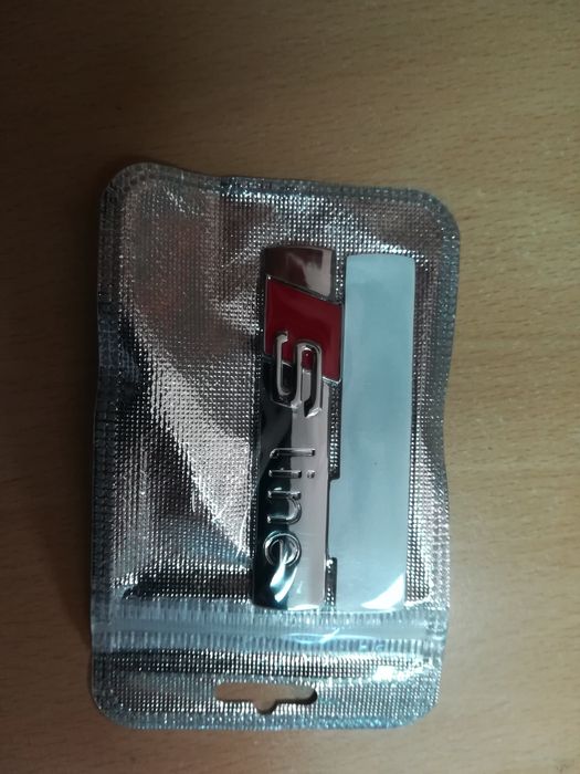 Emblema S-Line aripa Audi A1 A3 A4 A5 A6 Q3 Q5 Q7