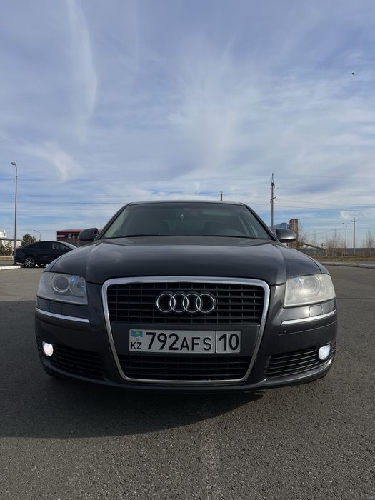 Продам Audi a8 d3