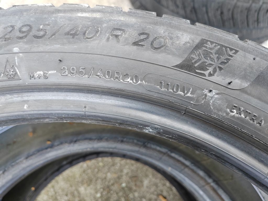 295/40/20 2бр.Michelin Зимни гуми.