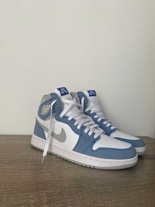 Air Jordan 1 Hyper Royale Toate marimile