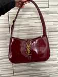 червена чанта YSL yves saint lauren лак бургунди златна лачена