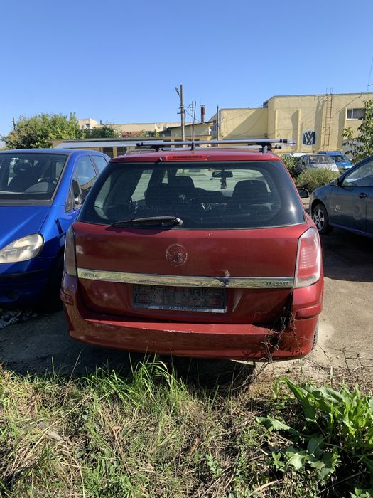 Bara spate Opel Astra H Break