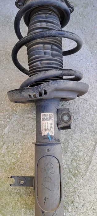 Amortizor dreapta fata opel insignia b 1.6 motorina 2018