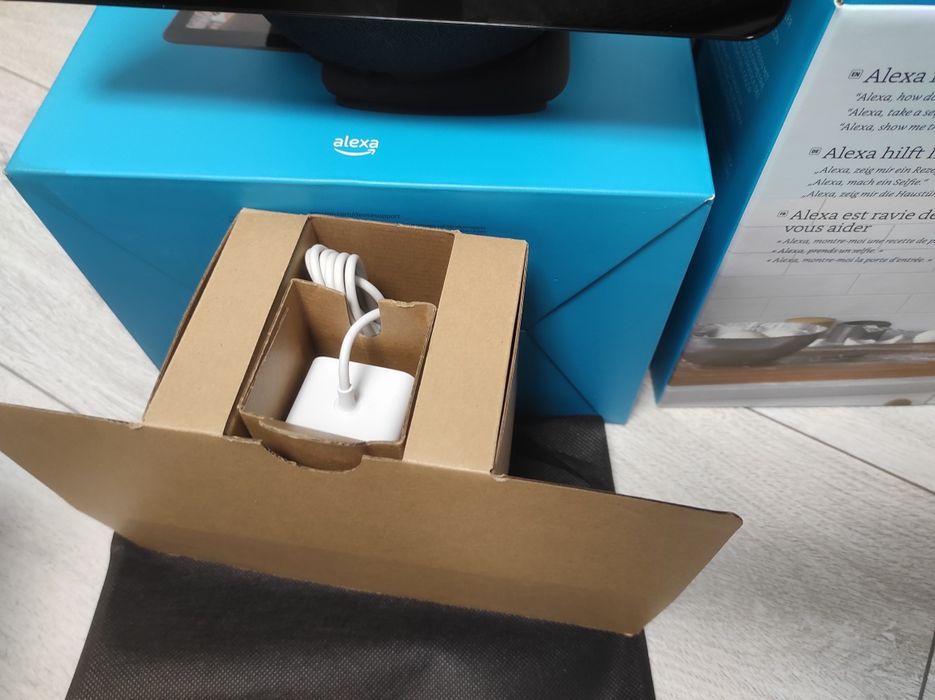 Amazon Echo Show 10 Gen 3