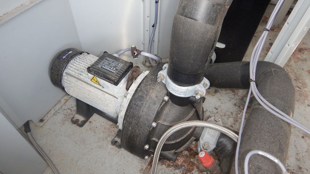 vand chiller carrier 135 kw