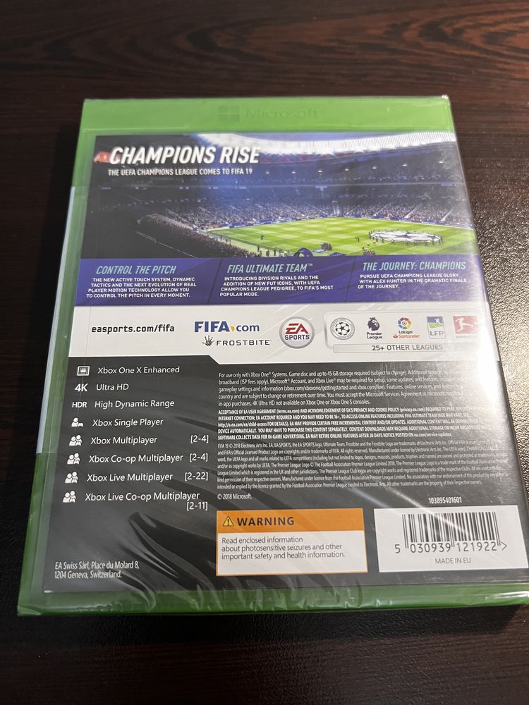 FIFA 19 XBOX .Запечатана !