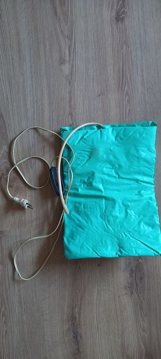 Продаётся электрическая грелка