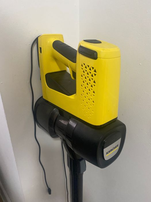 Вертикальный пылесос karcher