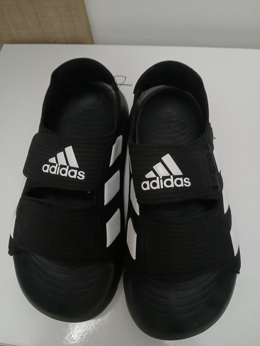 Sandale baieti nr 31 in stare foarte buna