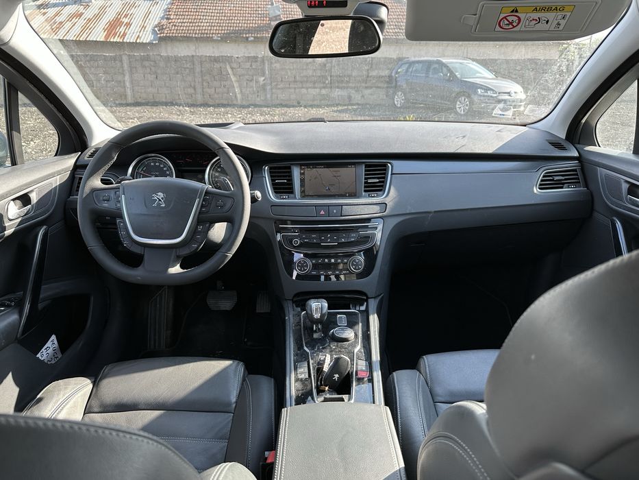 Peugeot 508 / 2015 / 2.0 hybrid4 / Automata