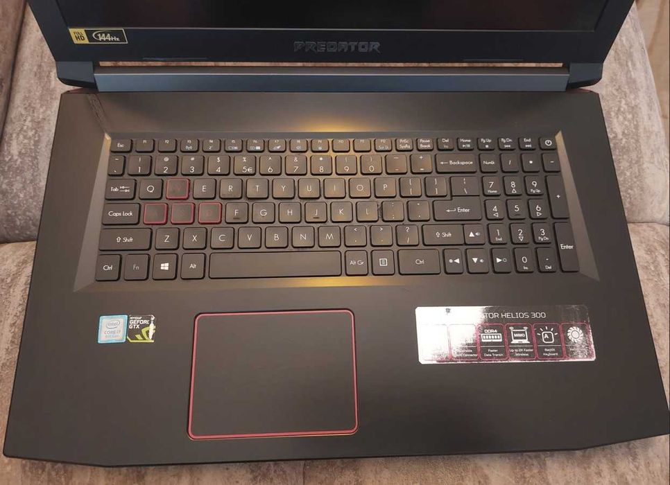 Laptop Gaming Acer Predator Helios 300