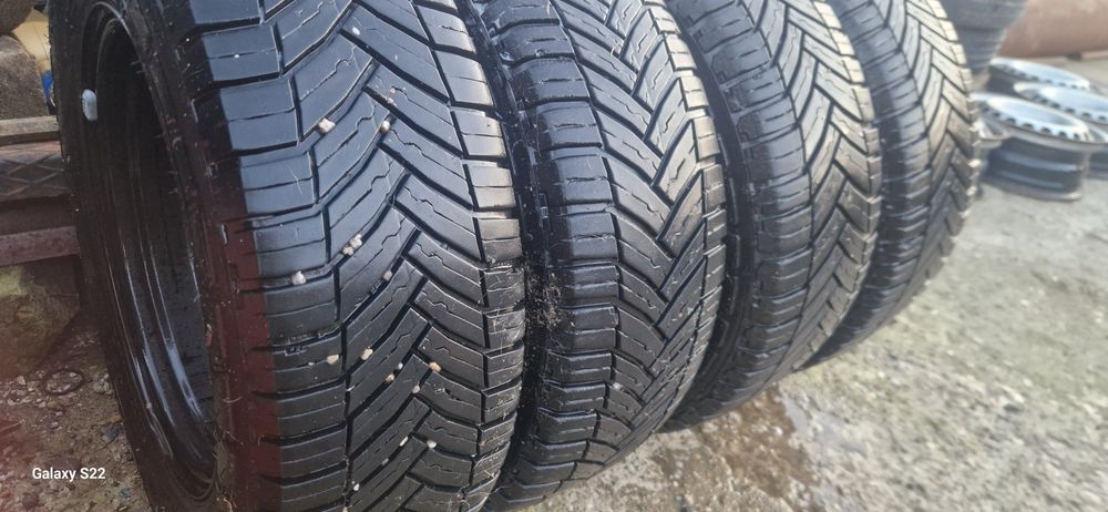Jante cu cauciucuri 215 65 16c
