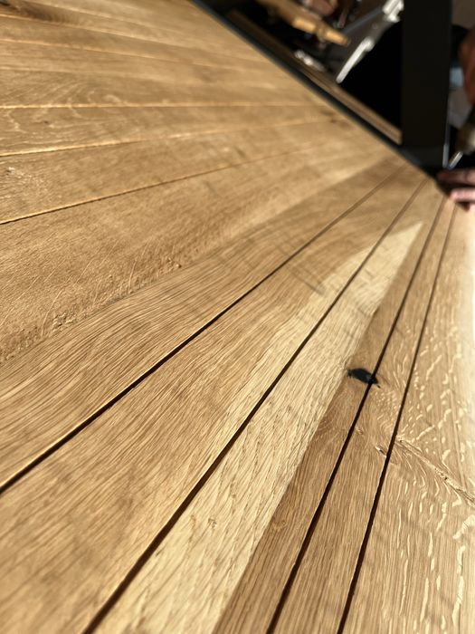 Трапезна маса от дъб с метални крака