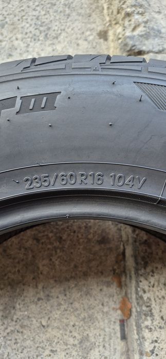 4 anvelope M+S Toyo 235/60/16,dot 2020.Pretul este pe bucata.